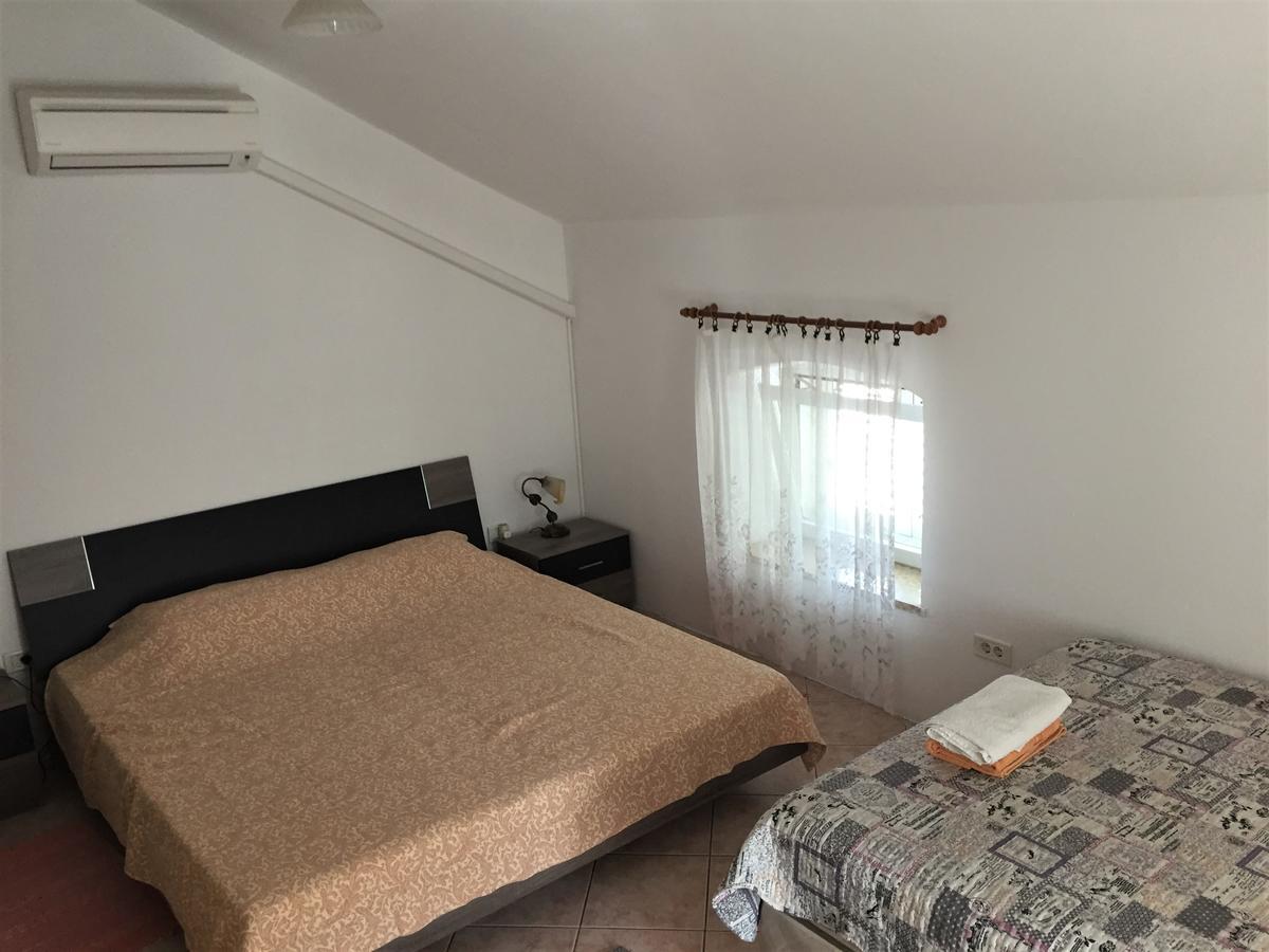 Tri Srca Apartments & Rooms フンタナ エクステリア 写真